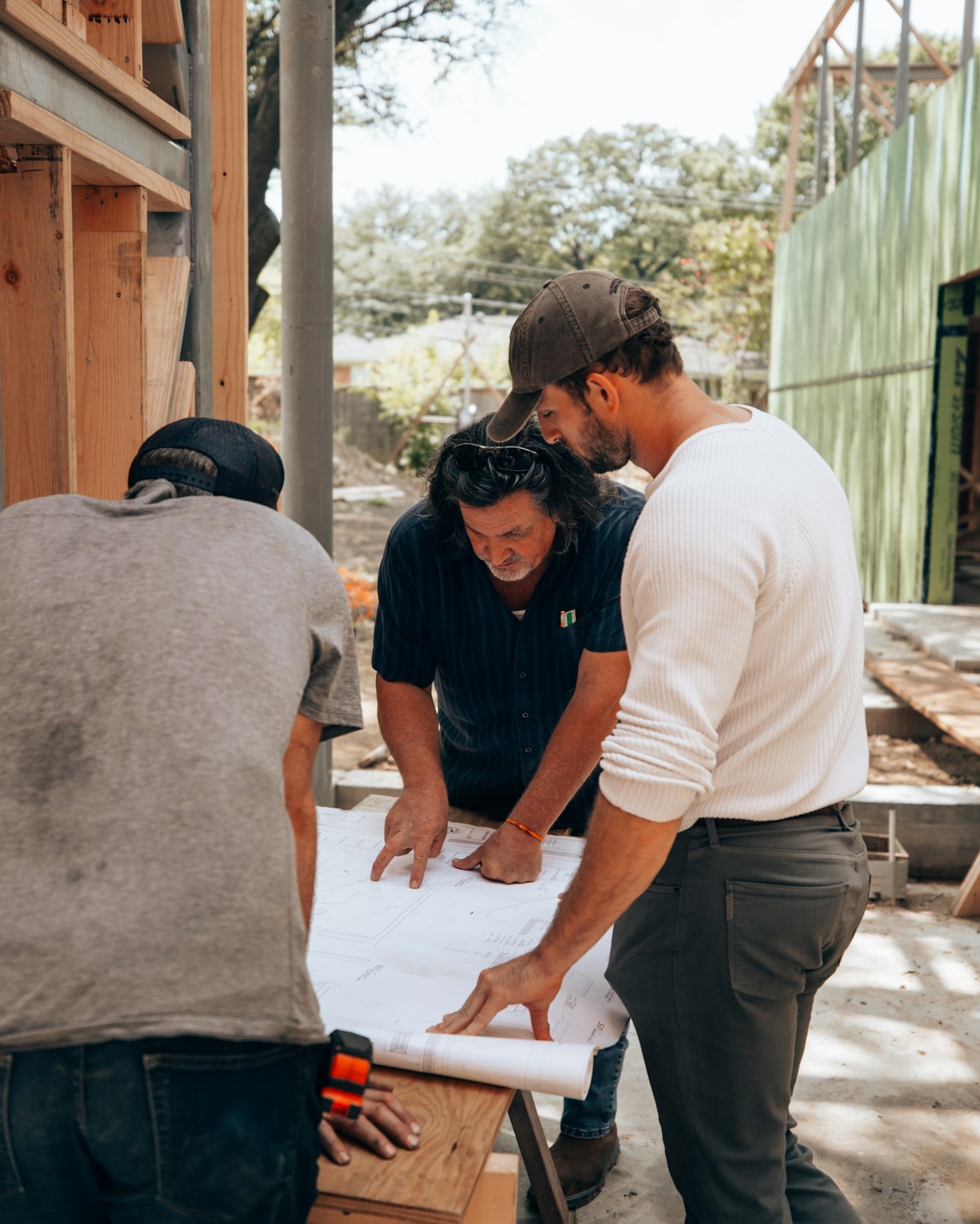 Native Stone and Timber: Choosing Sustainable Outdoor Materials